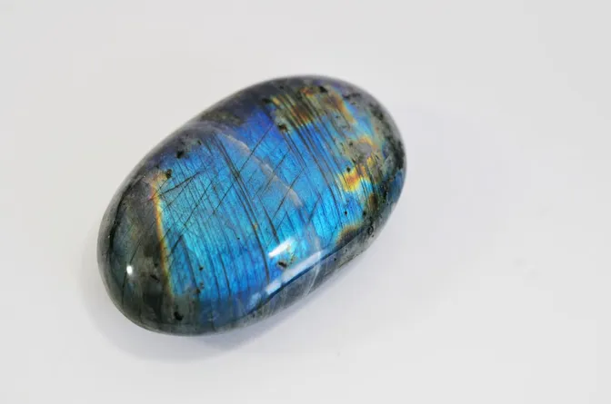 Shattuckite is believed to stimulate the throat chakra.